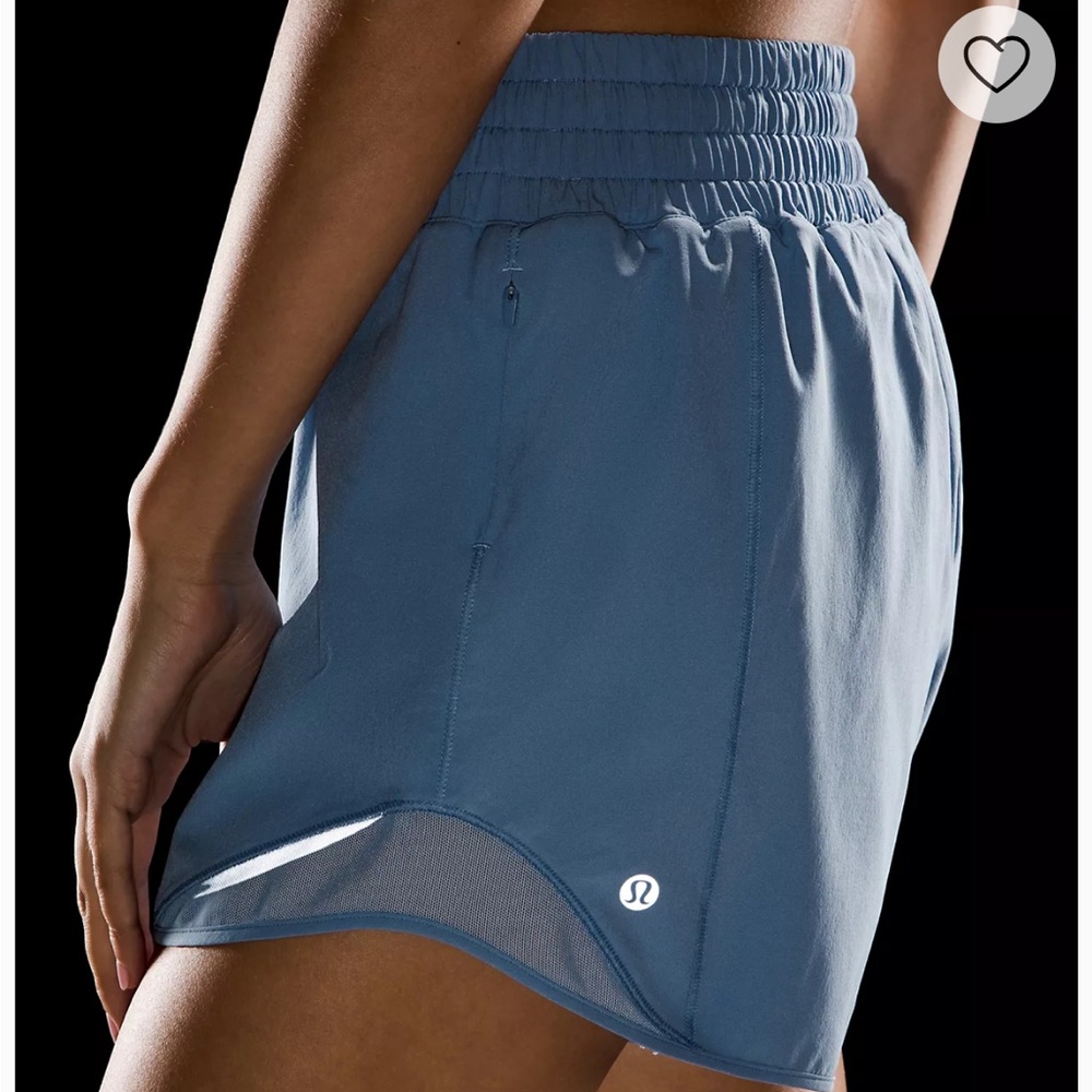 Lululemon Align shorts in 2.5”